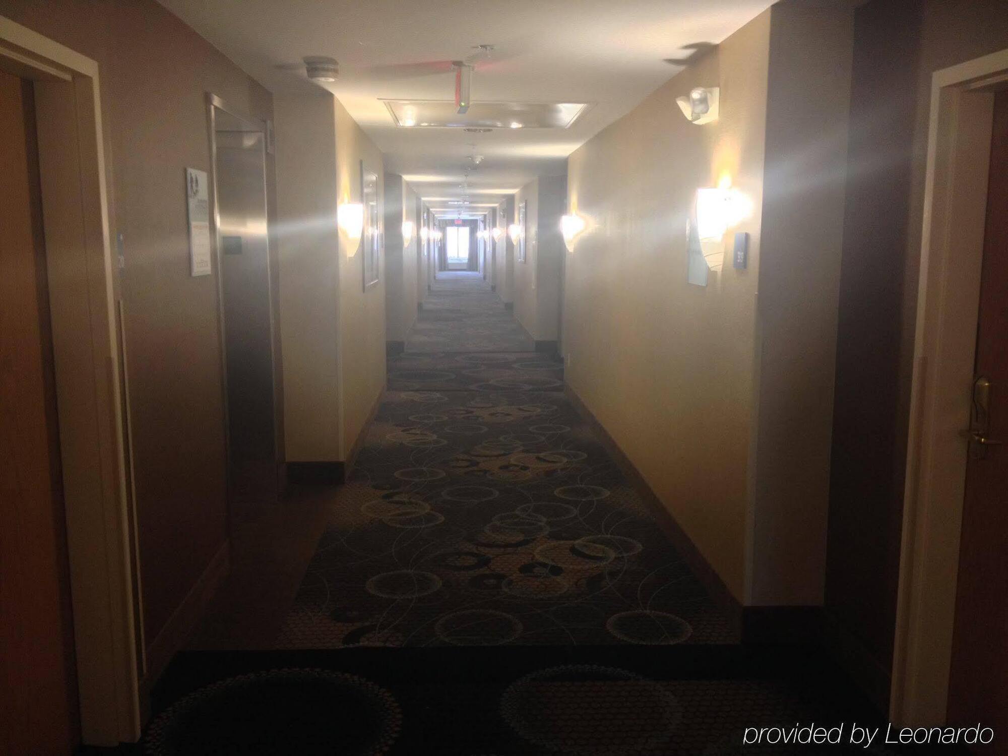 Holiday Inn Express Hotel & Suites Canton By Ihg Exterior foto
